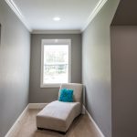 Lodówka przestaje działać, a pralka przecieka – czy naprawiać czy kupić nowy sprzęt?